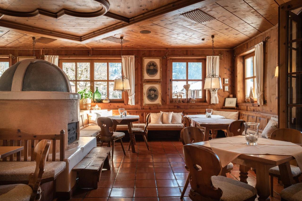 Hotel Senningerbraeu Bramberg am Wildkogel Bagian luar foto