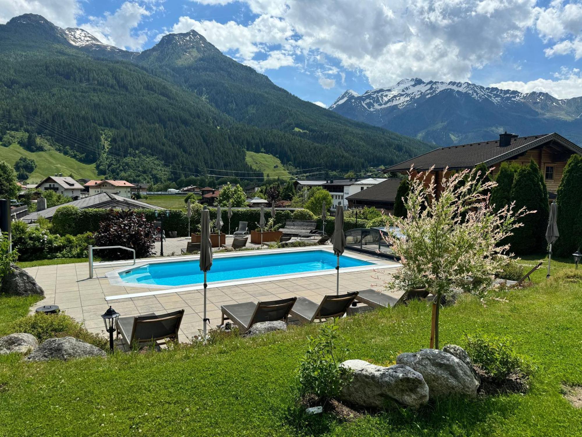 Hotel Senningerbraeu Bramberg am Wildkogel Bagian luar foto