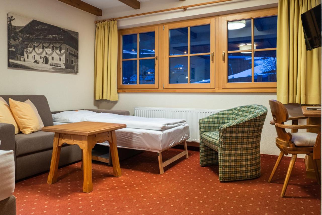 Hotel Senningerbraeu Bramberg am Wildkogel Bagian luar foto